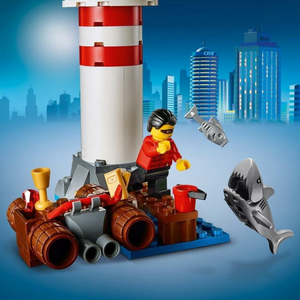 LEGO City 60274 Elite Police Lighthouse Capture